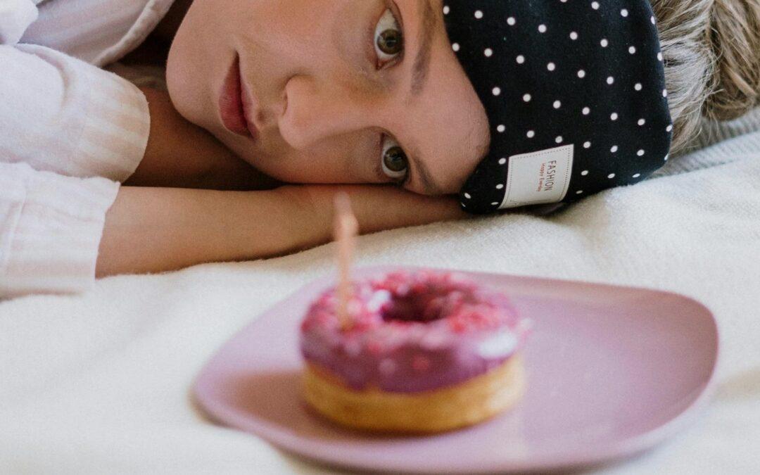 How Sleep Shapes Your Cravings And Choices: Rest Better, Eat Smarter, Feel Great